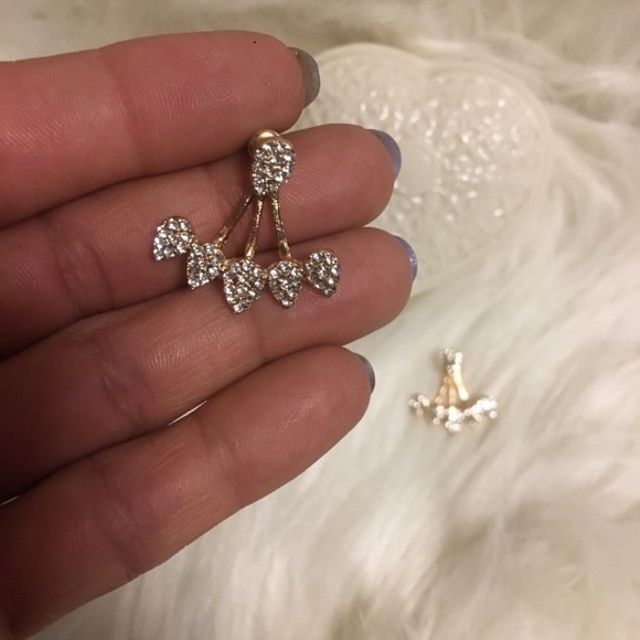 Beautiful flower drop earrings - Picture 4 of 5